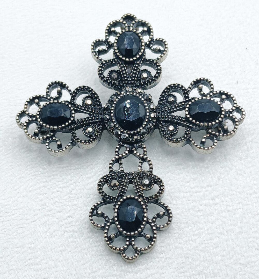 Vintage Premier Designs Triumph Cross Pendant/Brooch